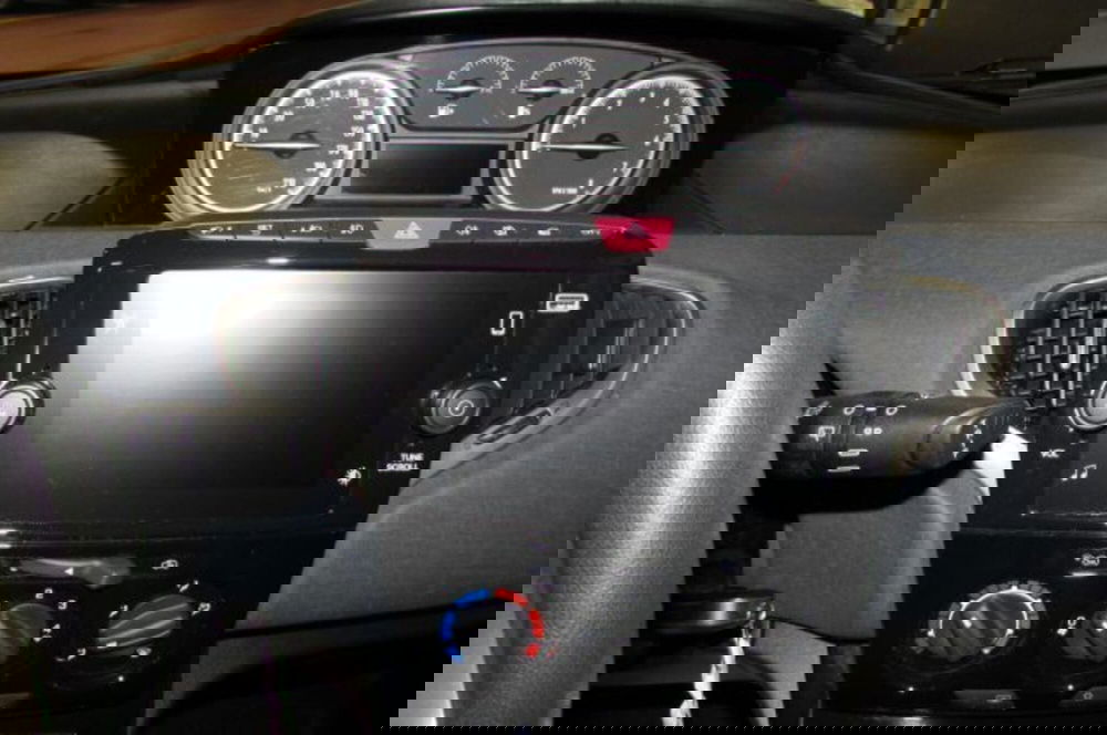 Lancia Ypsilon usata a Milano (9)