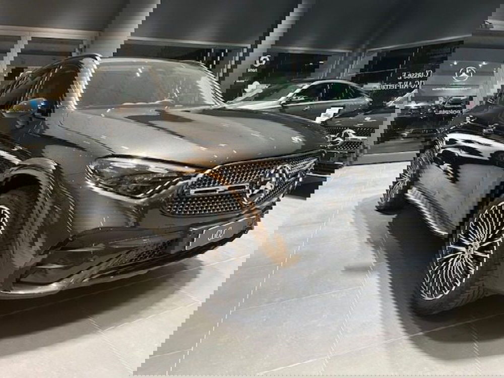 Mercedes-Benz GLC nuova a Potenza