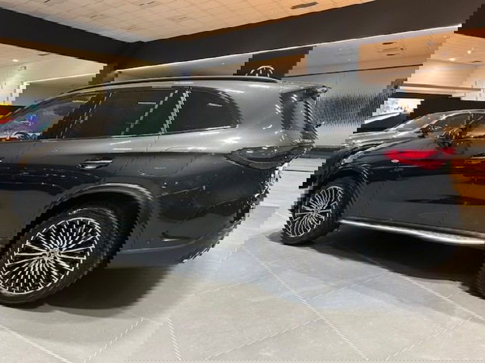 Mercedes-Benz GLC nuova a Potenza (5)