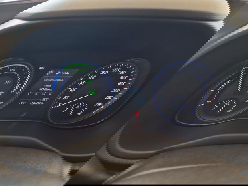 Hyundai Kona usata a Salerno (9)