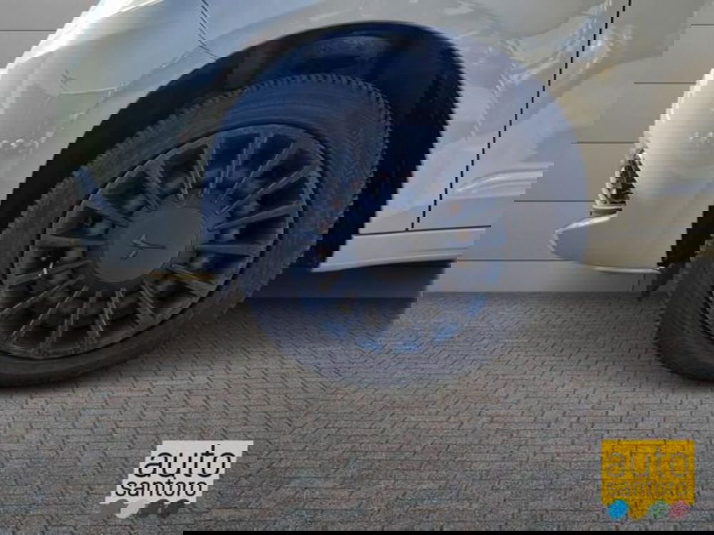 Lancia Ypsilon usata a Salerno (7)