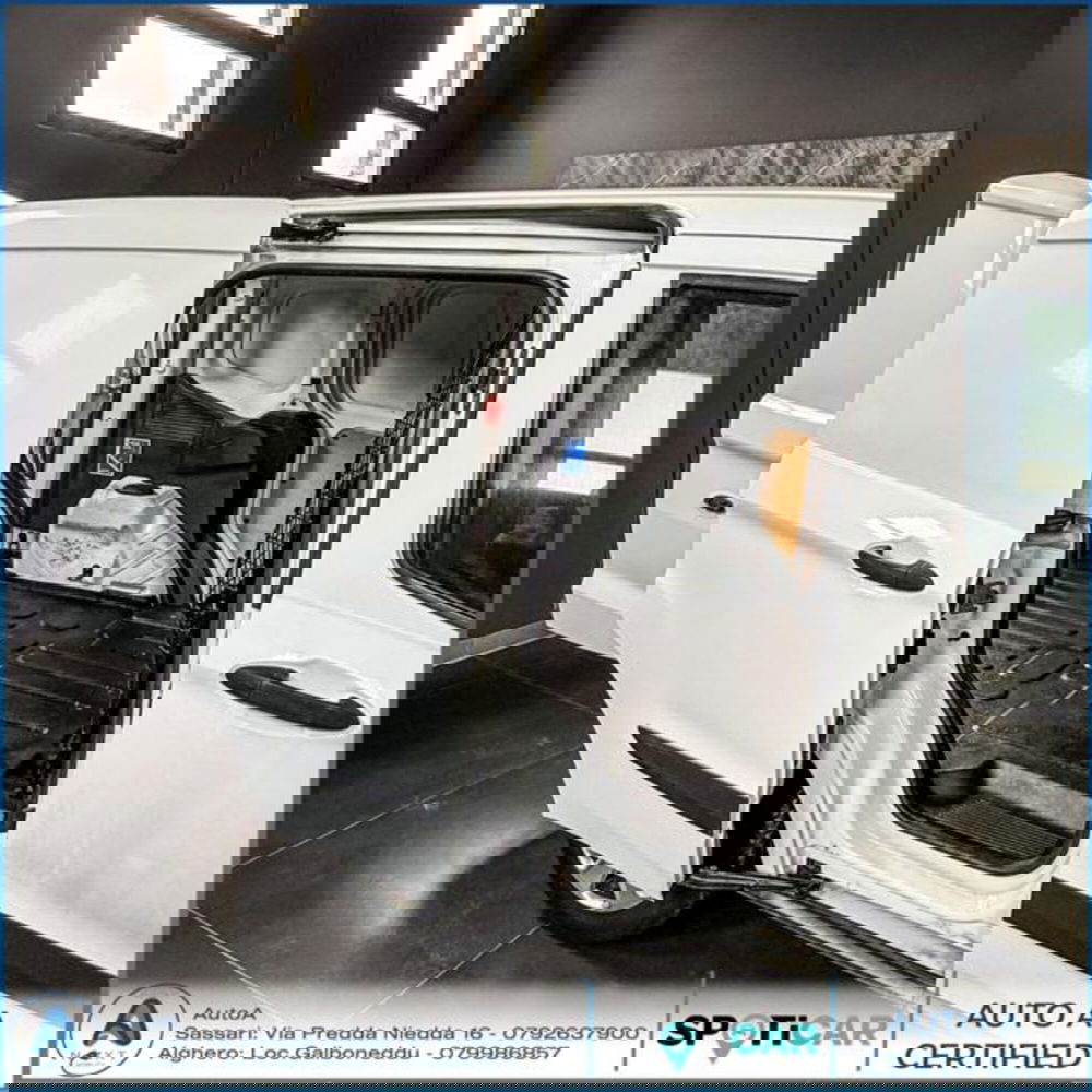 Ford Transit Courier usata a Sassari (11)