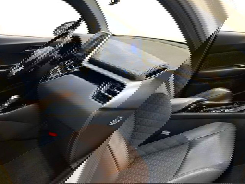 Toyota Toyota C-HR usata a Vercelli (6)