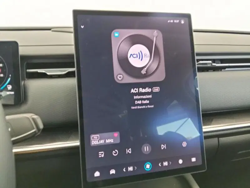 Jaecoo Jaecoo 7 Super Hybrid usata a Como (14)