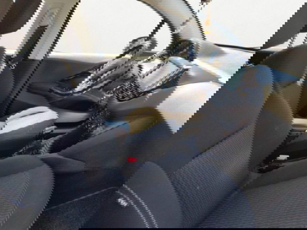 Peugeot 208 usata a Padova (11)