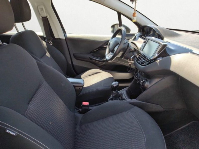 Peugeot 208 usata a Padova (7)
