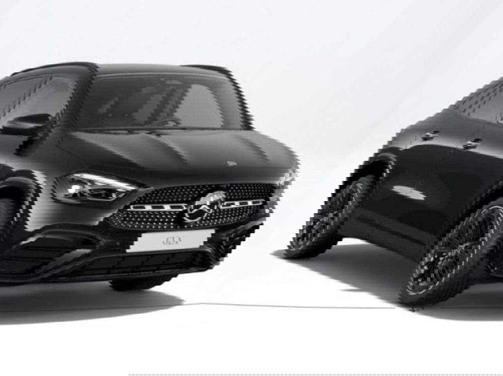 Mercedes-Benz GLA SUV nuova a Verona