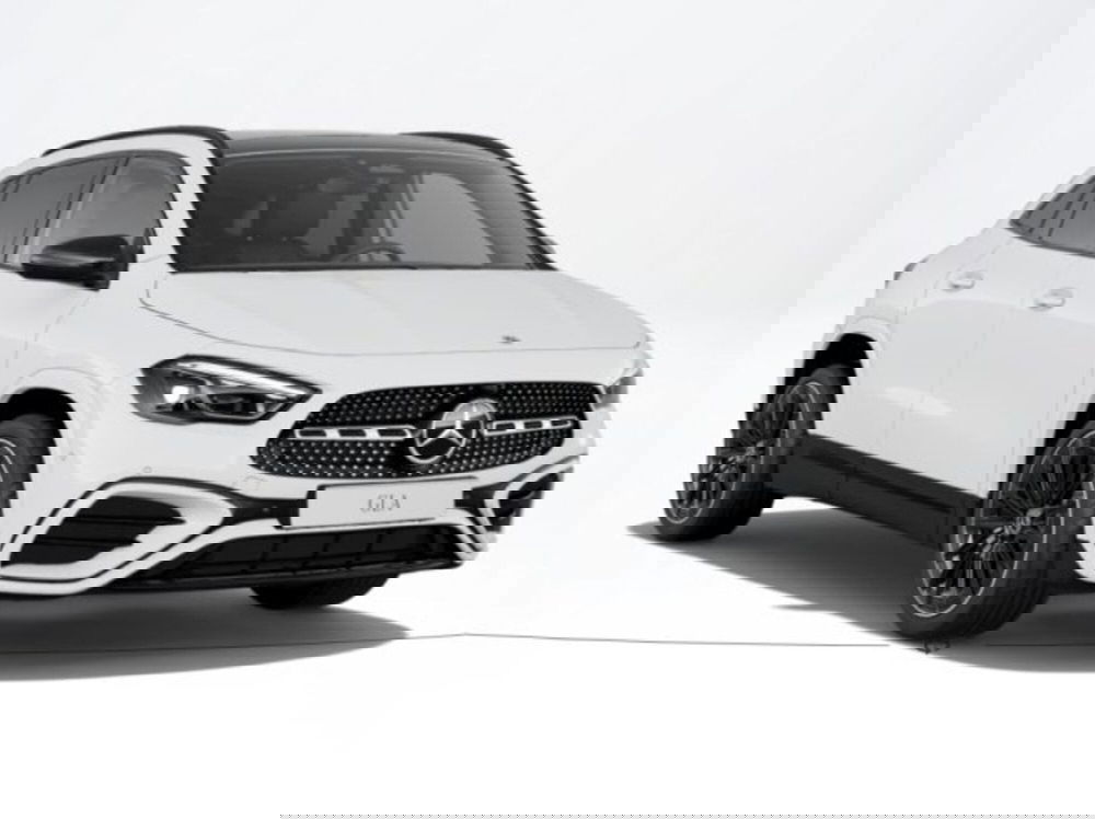 Mercedes-Benz GLA SUV nuova a Verona