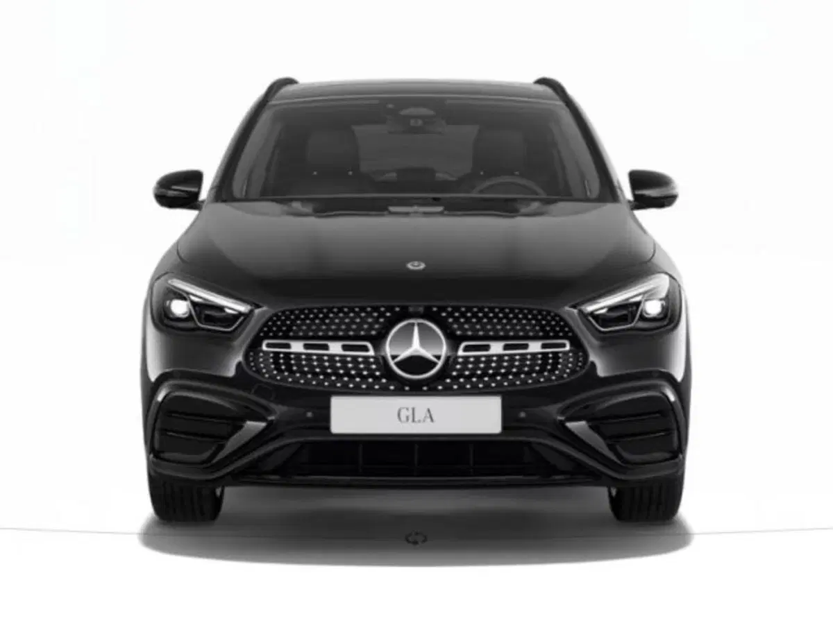 Mercedes-Benz GLA SUV nuova a Verona (3)