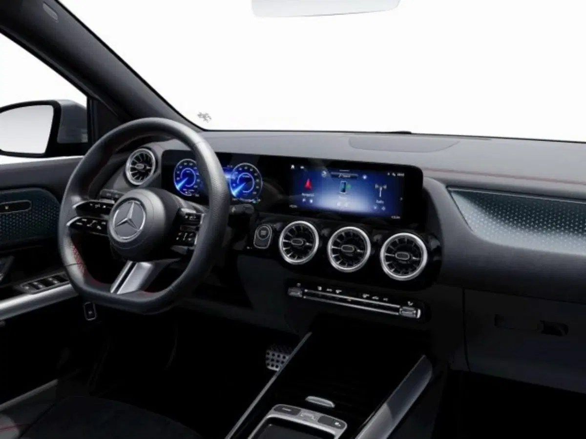 Mercedes-Benz GLA SUV nuova a Verona (8)