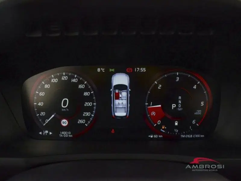 Volvo XC90 usata a Perugia (13)