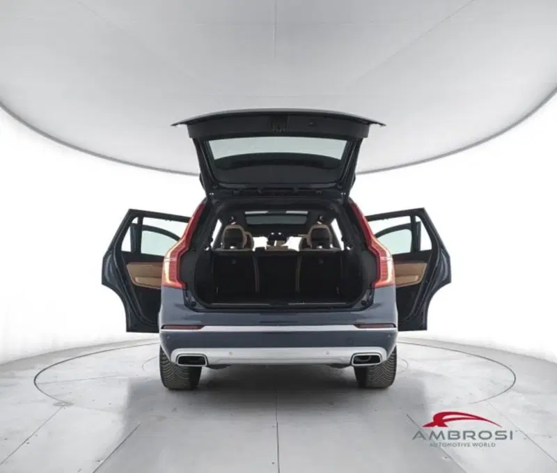 Volvo XC90 usata a Perugia (7)
