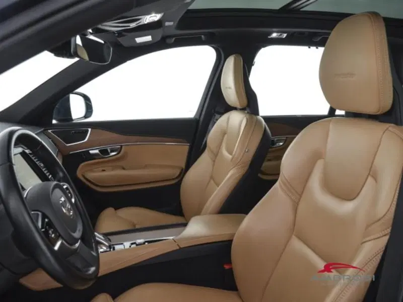 Volvo XC90 usata a Perugia (9)