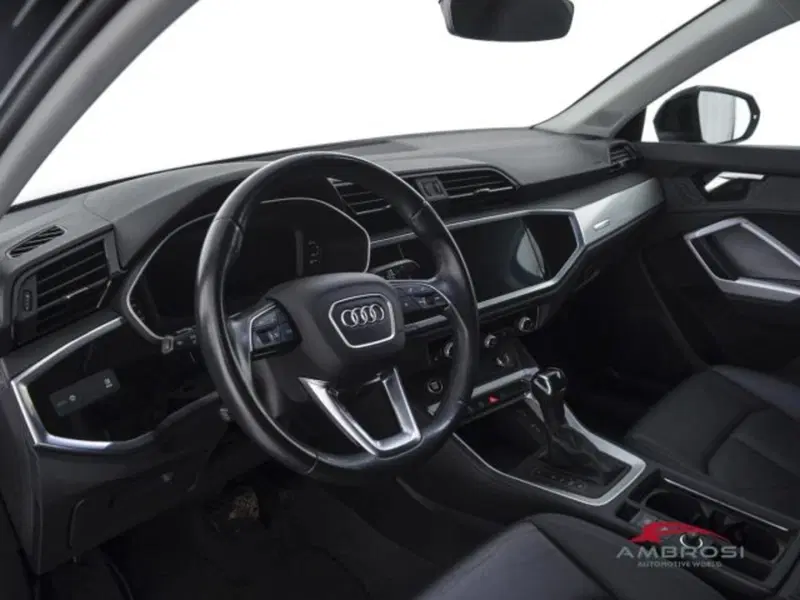 Audi Q3 Sportback usata a Perugia (8)