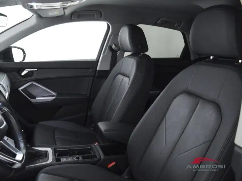 Audi Q3 Sportback usata a Perugia (9)
