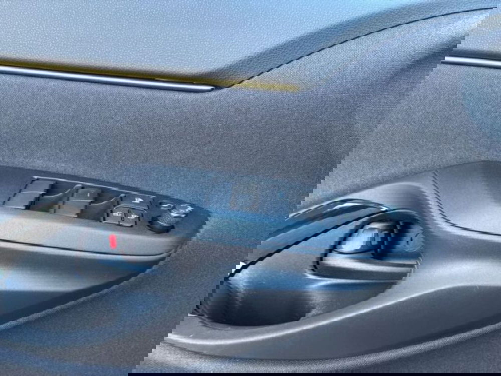 Toyota Yaris Cross usata a Ancona (13)