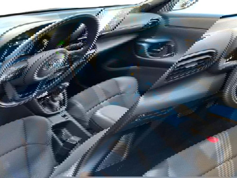 Toyota Yaris Cross usata a Ancona (9)
