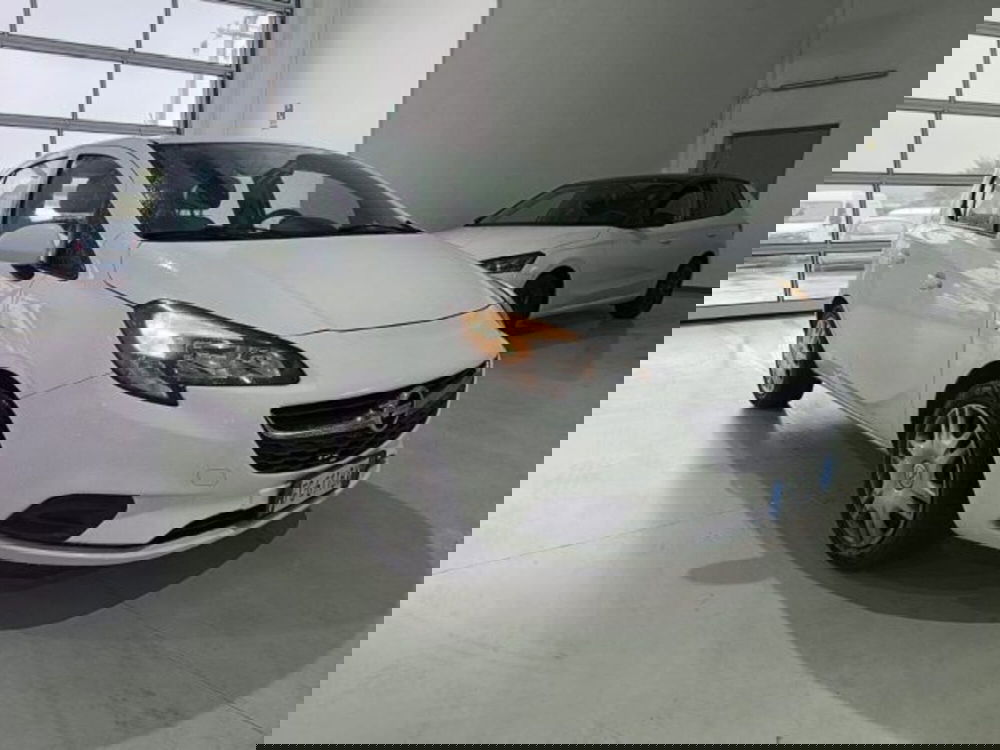 Opel Corsa usata a Catania