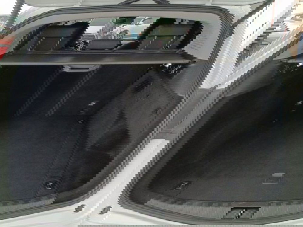 Alfa Romeo Stelvio usata a Catania (12)