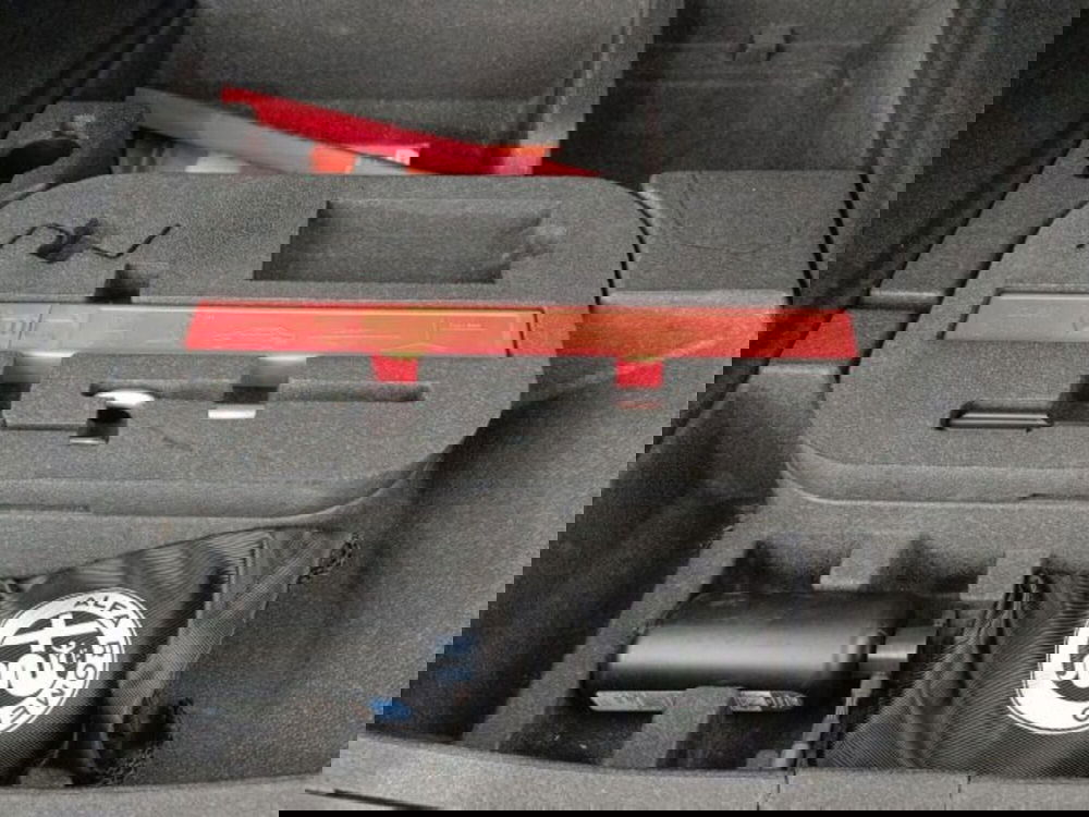 Alfa Romeo Stelvio usata a Catania (13)