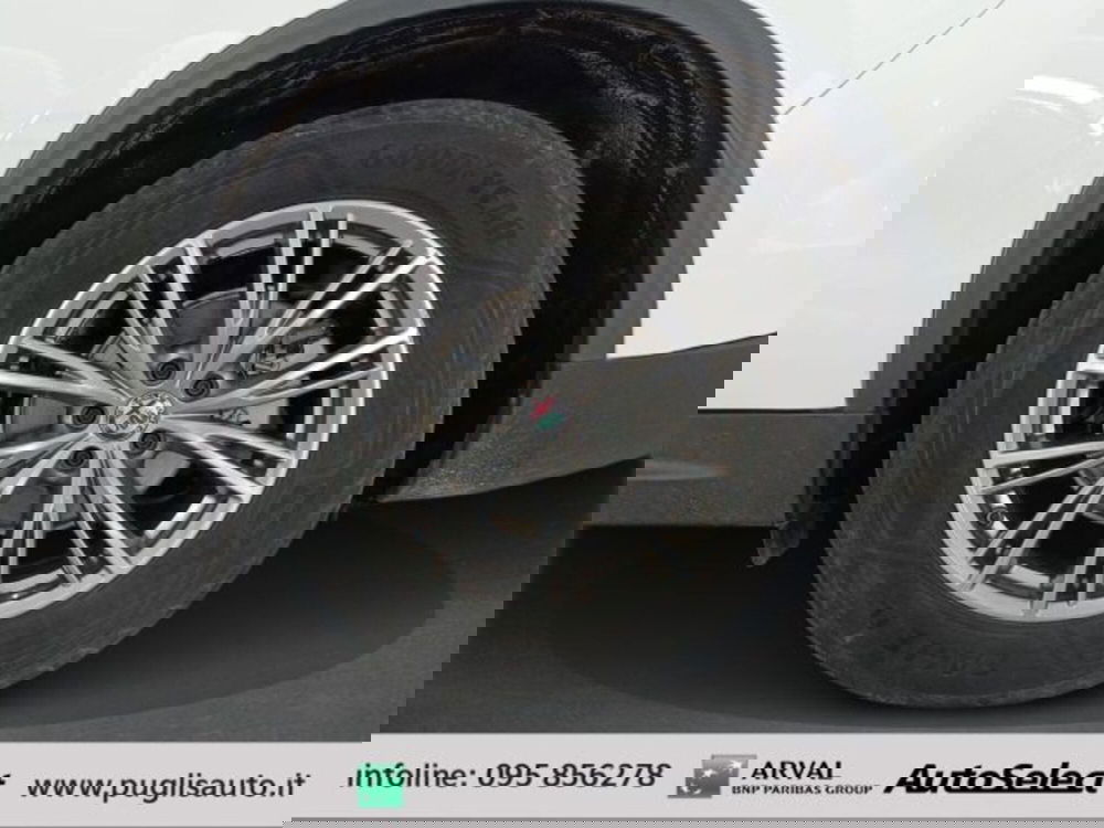 Alfa Romeo Stelvio usata a Catania (14)