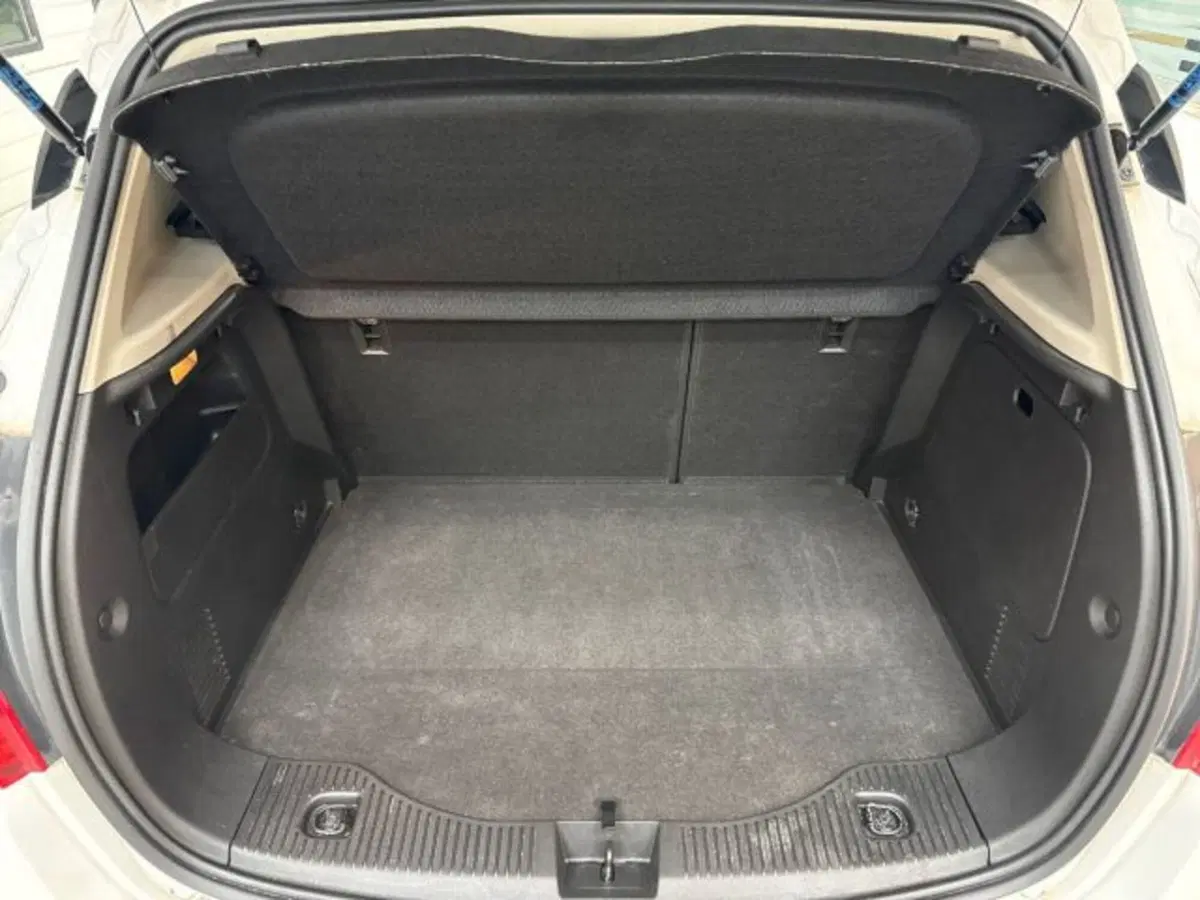 Opel Mokka usata a Catania (12)