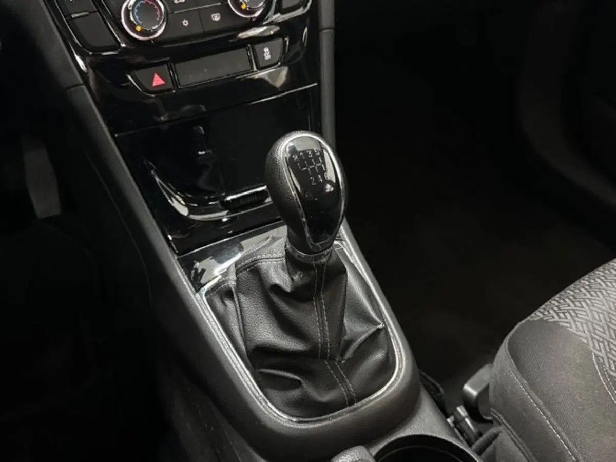 Opel Mokka usata a Catania (8)