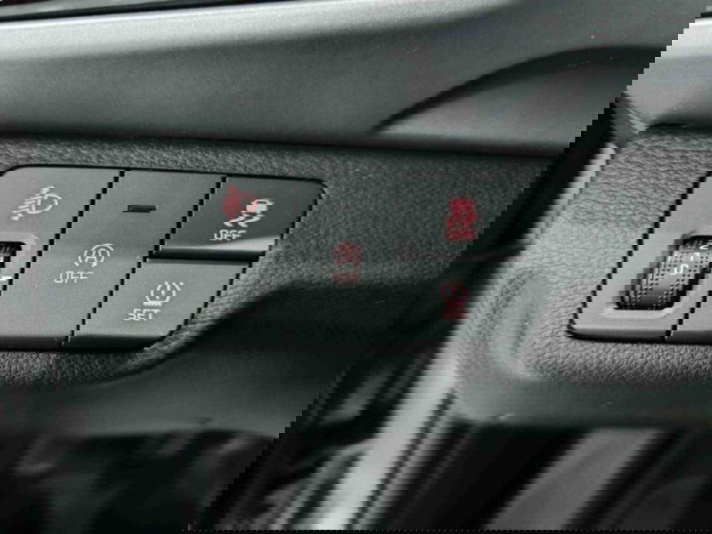 Kia Stonic usata a Catania (17)