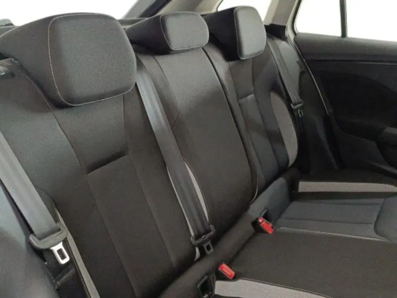 Skoda Scala usata a Catania (11)