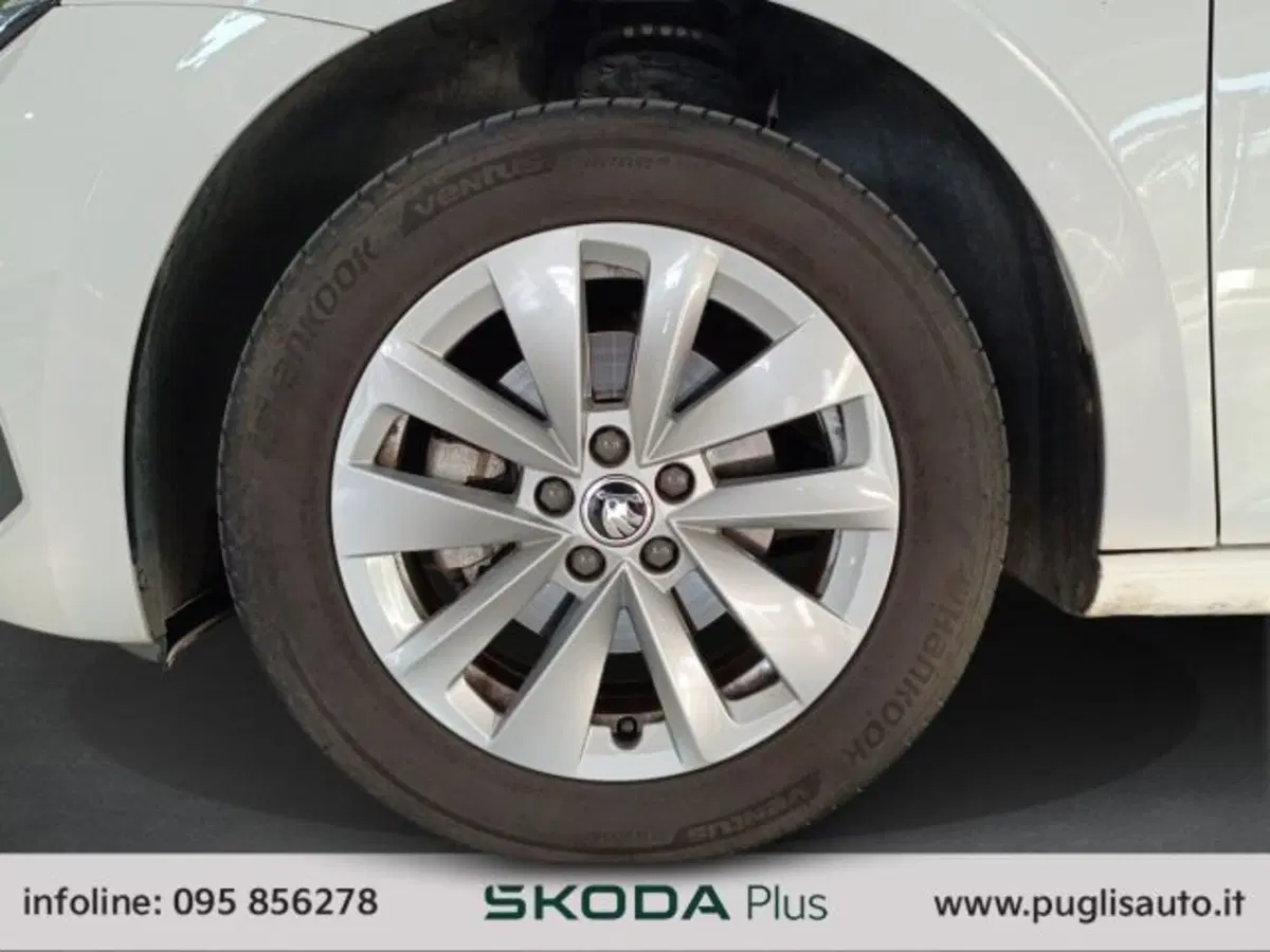 Skoda Scala usata a Catania (14)