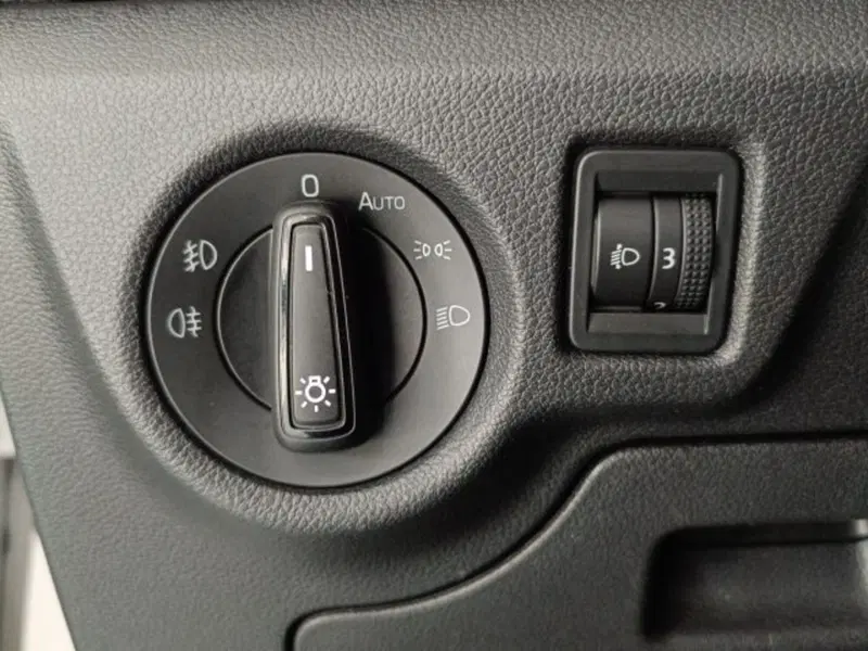 Skoda Scala usata a Catania (18)