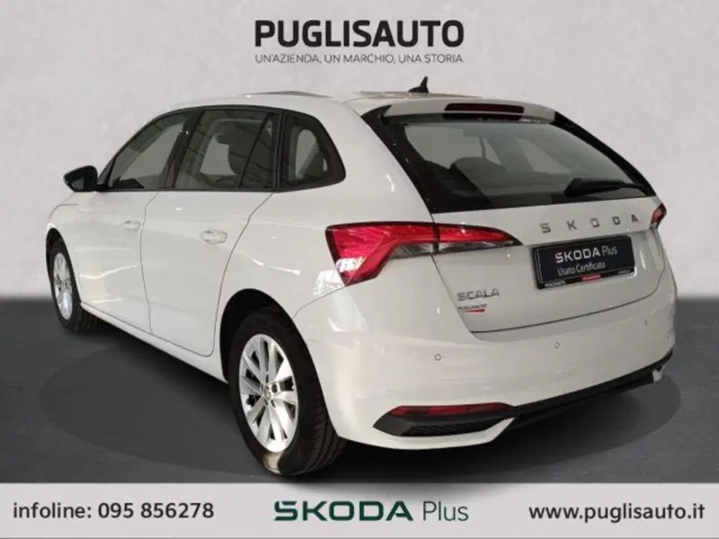 Skoda Scala usata a Catania (6)