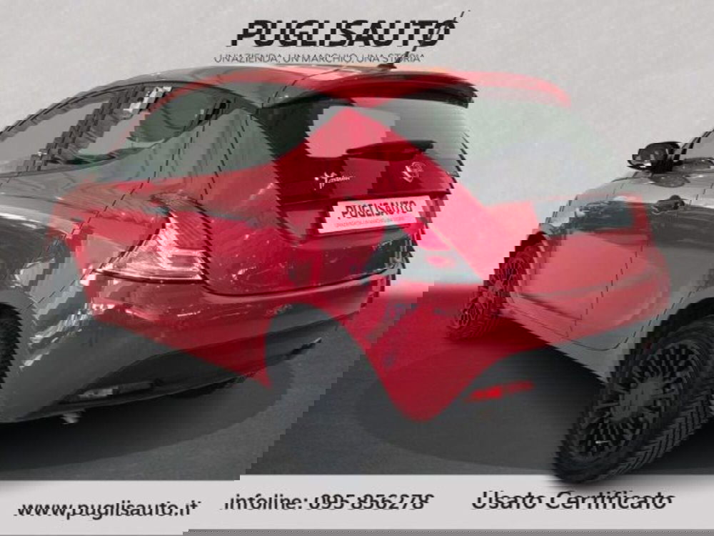 Lancia Ypsilon usata a Catania (6)