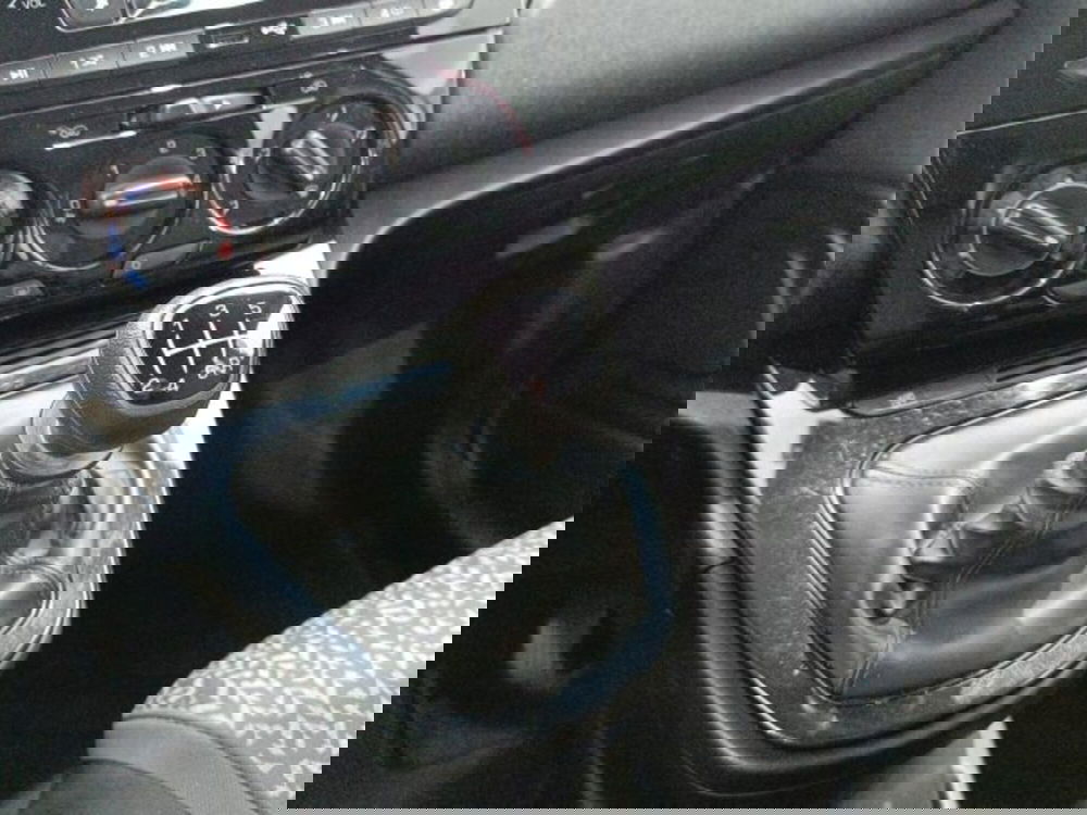 Lancia Ypsilon usata a Catania (8)