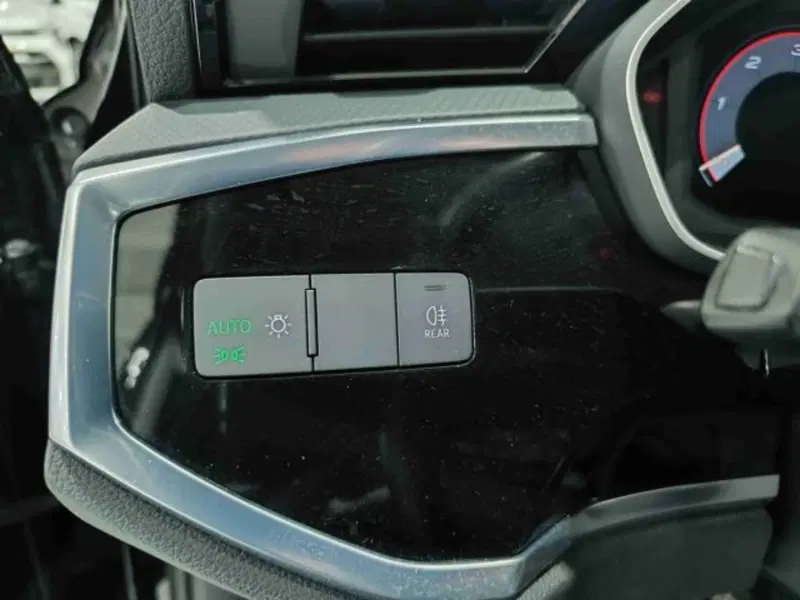 Audi Q3 usata a Catania (18)