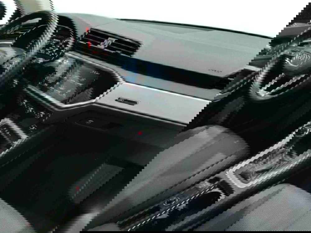 Audi Q3 usata a Catania (9)