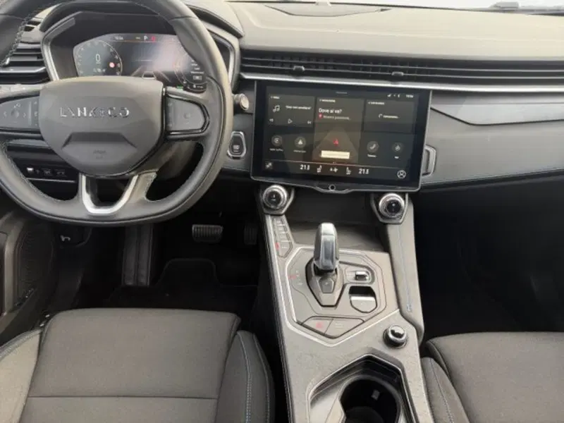 Lynk & Co 01 usata a Treviso (12)