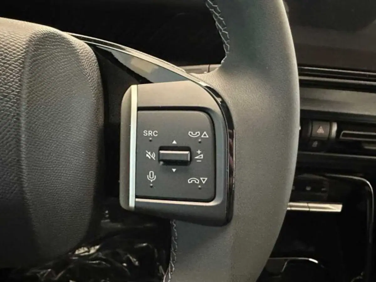 Citroen C3 Aircross nuova a Sondrio (9)