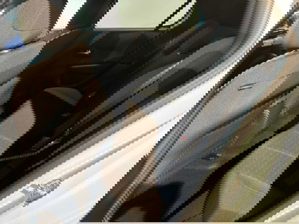 Lancia Ypsilon nuova a Sondrio (10)