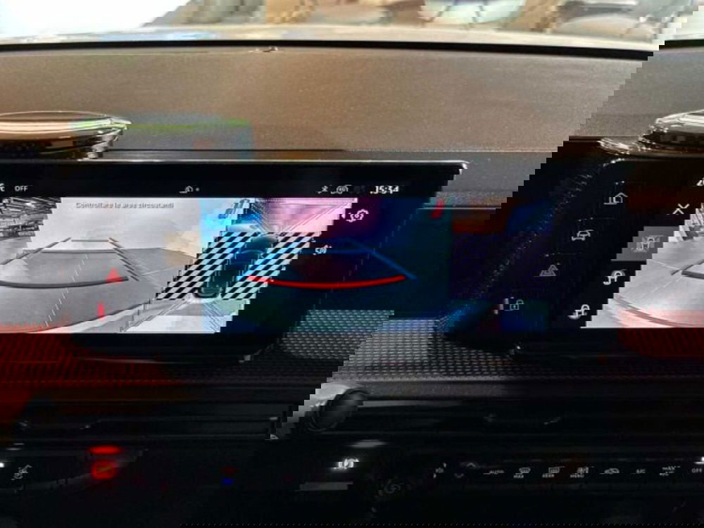 Lancia Ypsilon nuova a Sondrio (16)