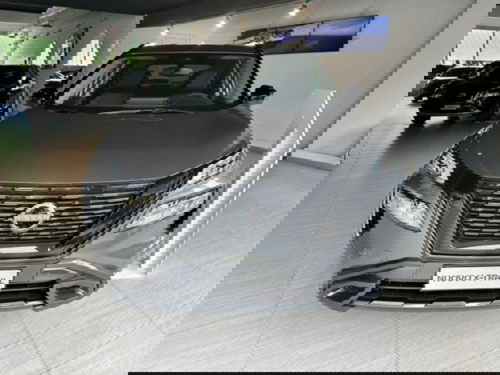 Nissan X-Trail nuova a Sondrio (8)