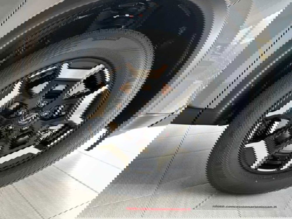 Nissan X-Trail nuova a Sondrio (9)