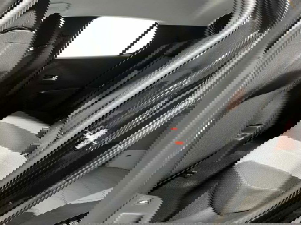 Opel Corsa nuova a Sondrio (11)