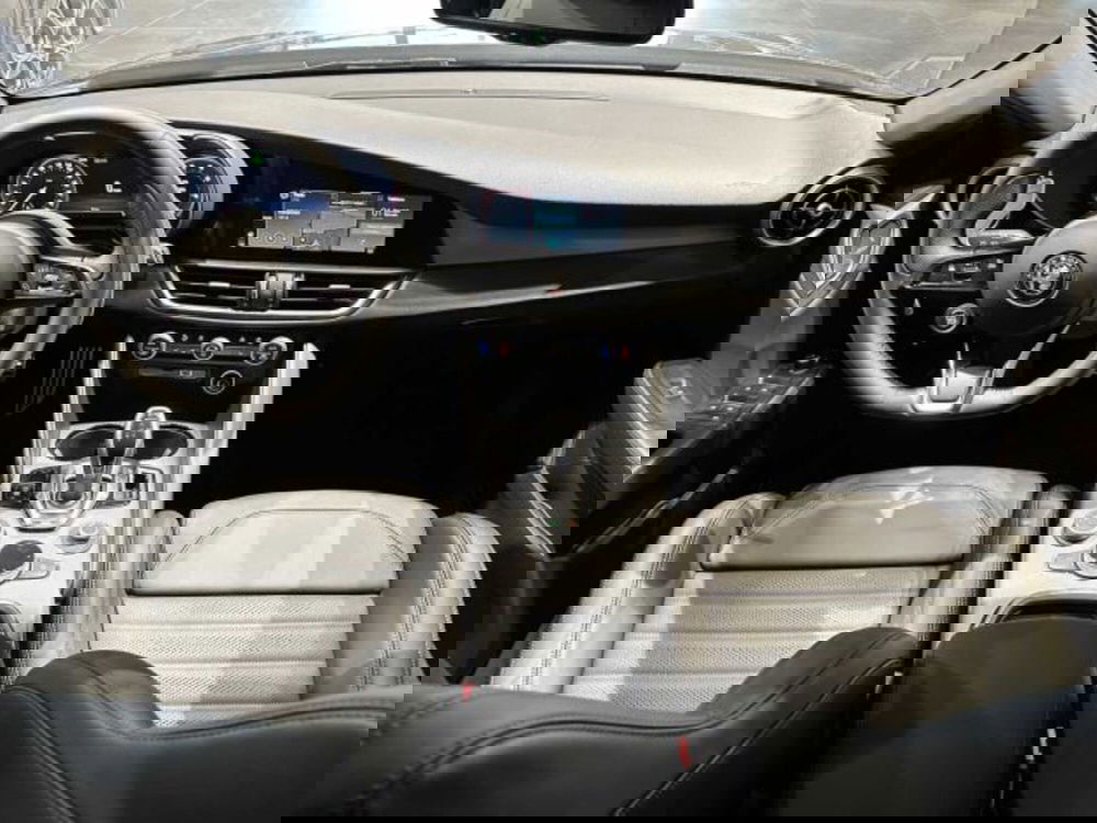 Alfa Romeo Giulia nuova a Sondrio (12)