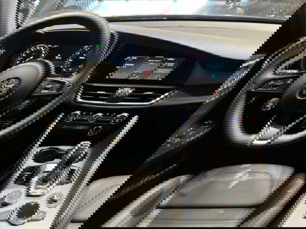 Alfa Romeo Giulia nuova a Sondrio (13)