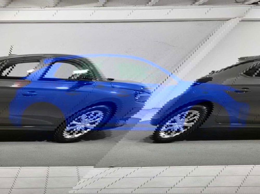 Opel Corsa nuova a Sondrio (6)