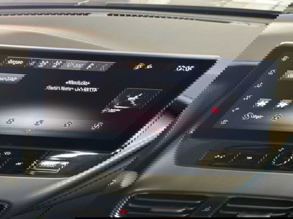 Nissan Juke nuova a Sondrio (18)