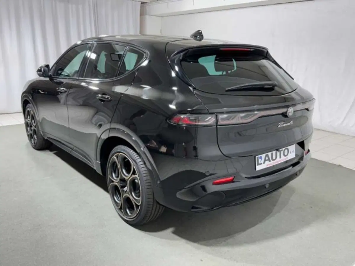 Alfa Romeo Tonale nuova a Sondrio (3)
