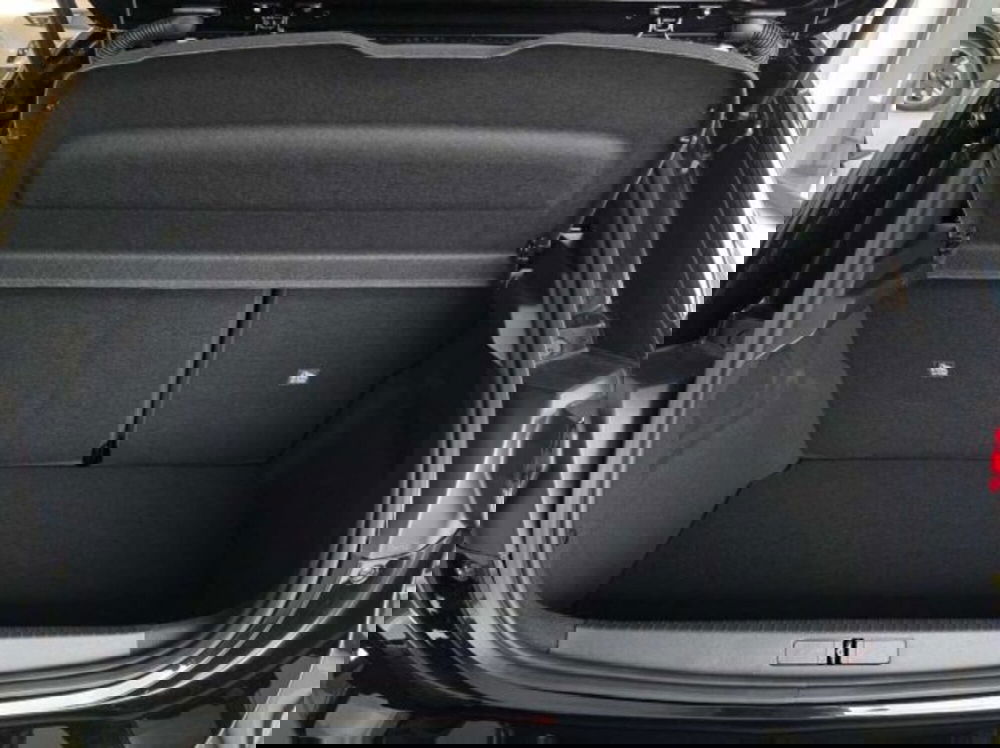 Opel Corsa nuova a Sondrio (15)