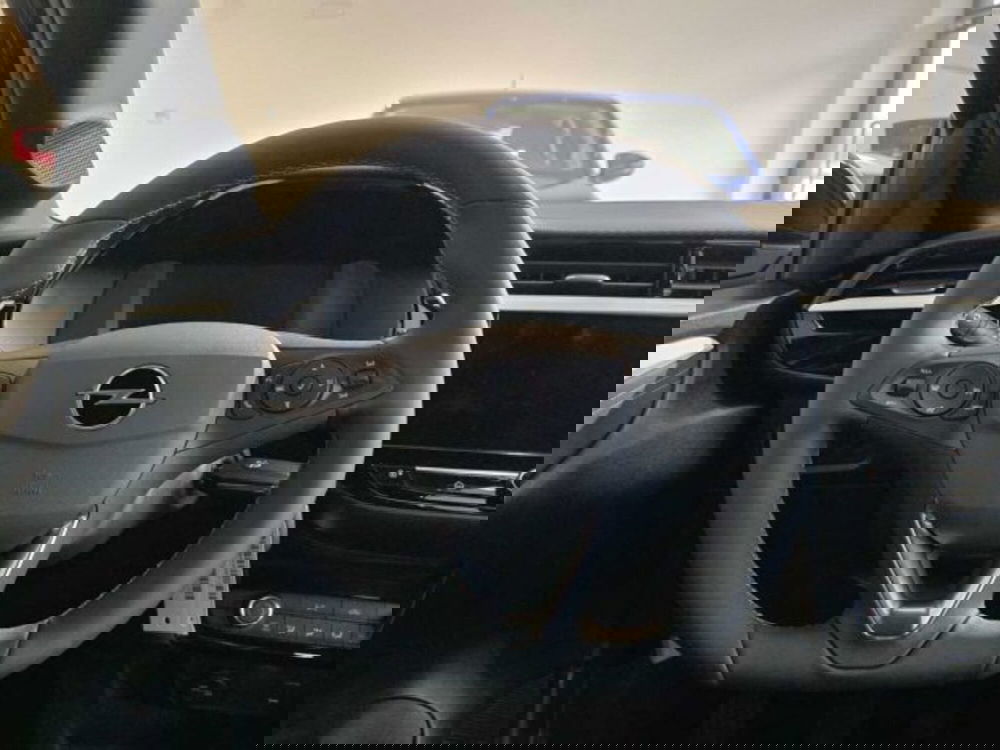 Opel Corsa nuova a Sondrio (17)